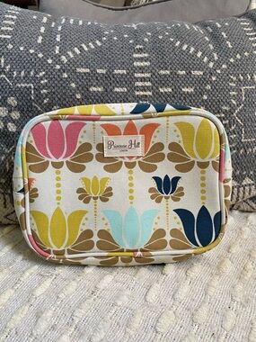 {Primrose Hill} Cosmetic Pouch